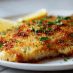 rybe z frytkownicy beztluszczowej podane z cytryną